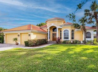 1018 S Town And River Dr, Fort Myers, FL 33919