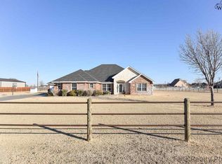 2051 River Creek Dr, Wichita Falls, TX 76305