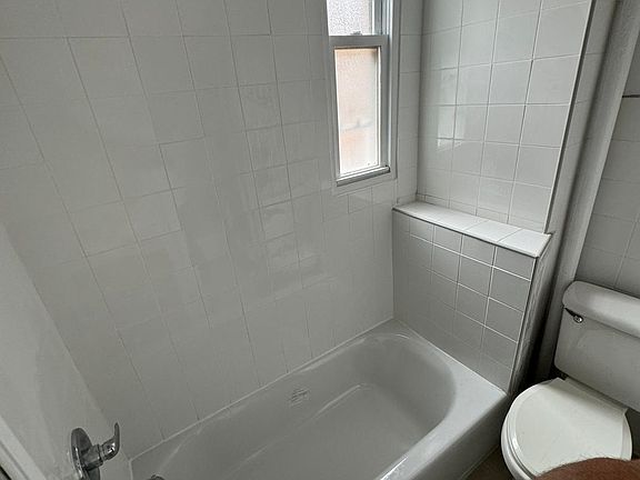 4th image of 2982 Nostrand Ave #3R