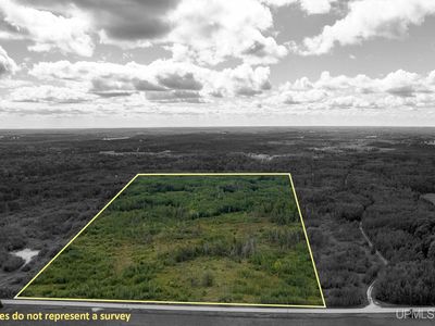 19th Ln, Escanaba, MI, 49829