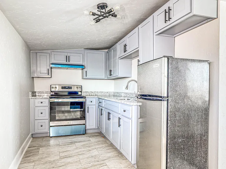 3622 Douglas Ave #5 — Photo 12