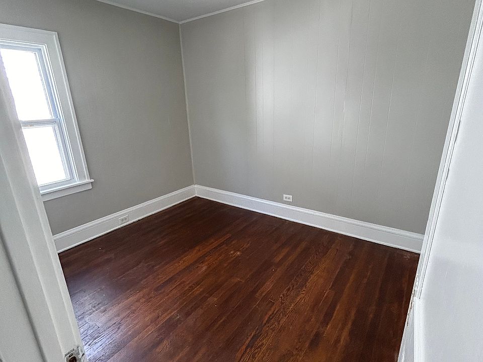 1st image of 2040 Waterbury Rd