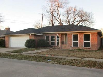 1808 Woodbridge Dr, Sulphur Springs, TX, 75482