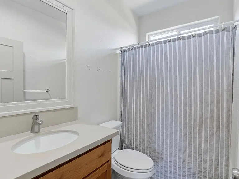 19009 Compass Dr — Photo 11