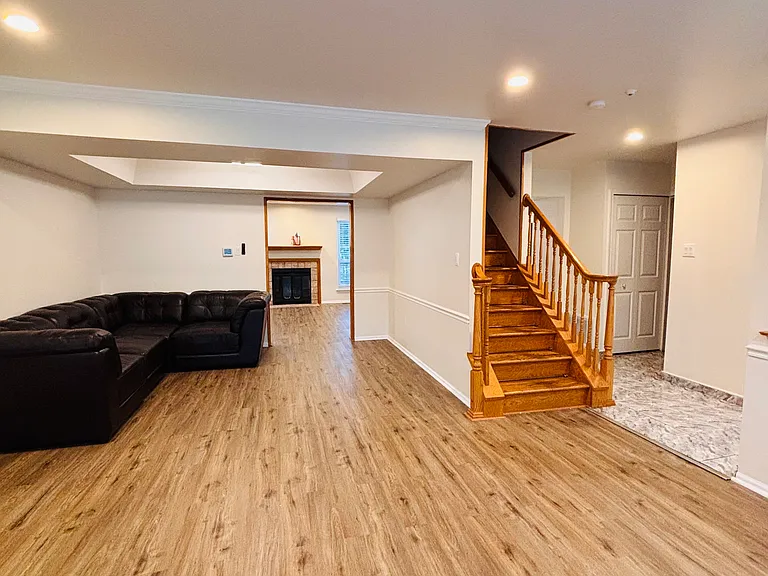 1706 McNelis Dr — Photo 11