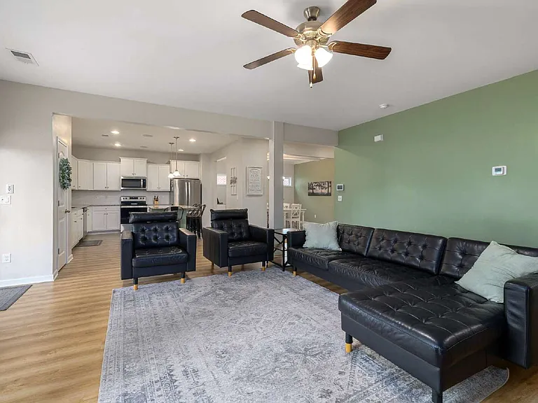 900 Curlew Cir — Photo 22
