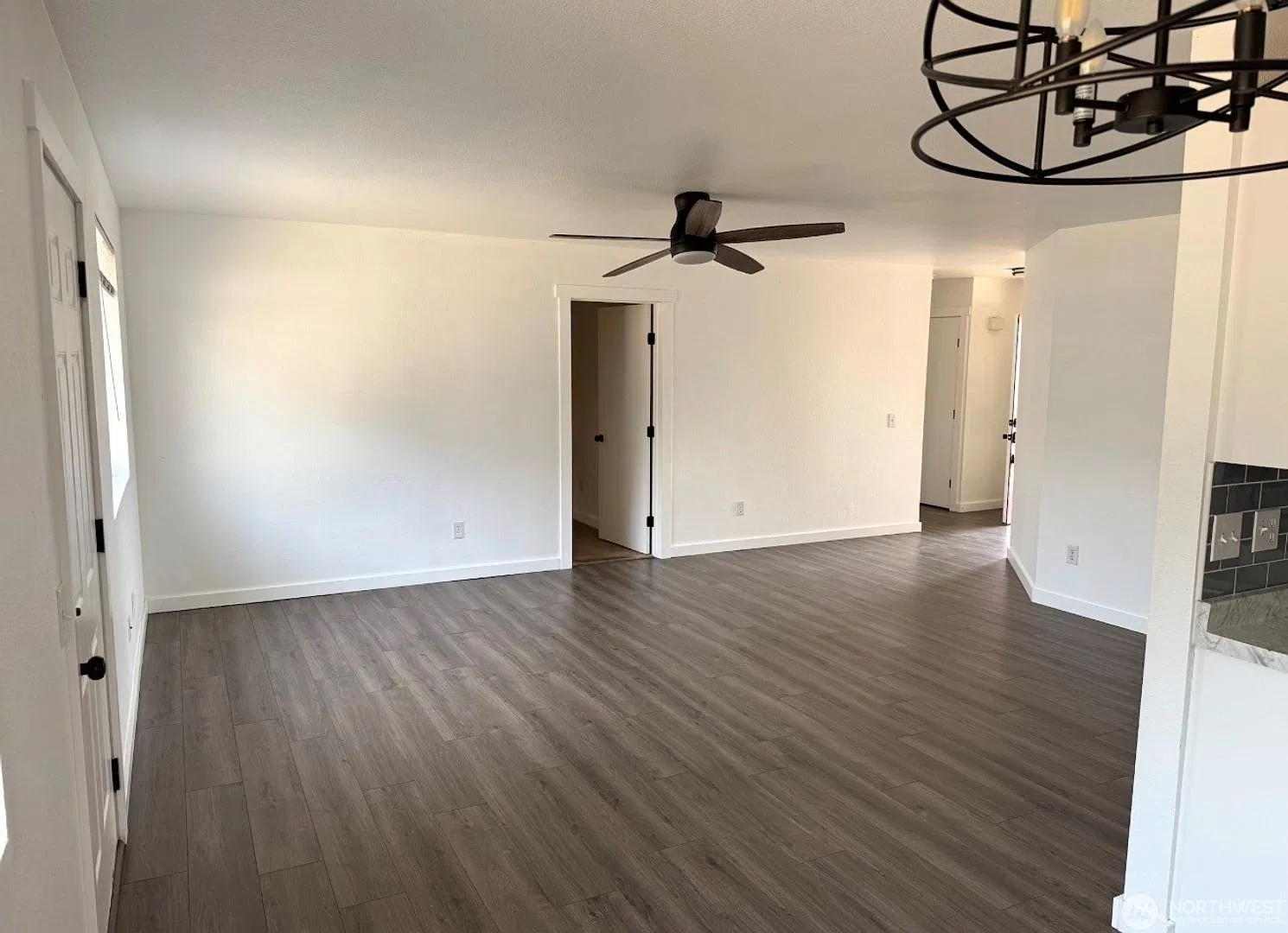 5 Bedroom Home with Ample Parking — Photo 2