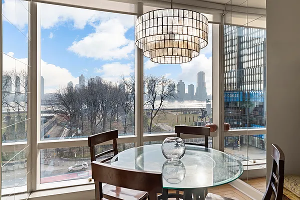 Sold by Compass | media 2