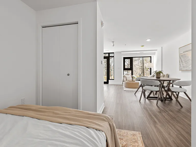 1354 Carling Ave — Photo 14