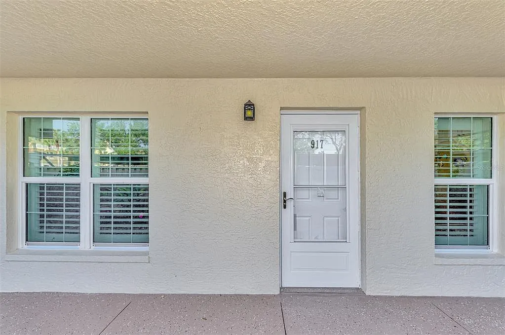 2 bed, 2.0 bath, 997 sqft, $6,000 — Photo 4