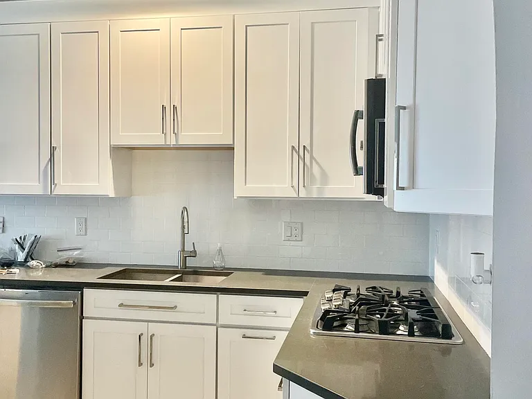 15 Riviera Dr — Photo 4
