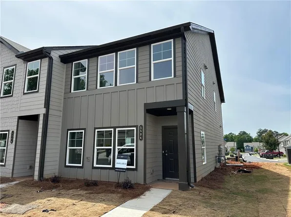 5506 Warwick Pass Way, Douglasville, GA 30135