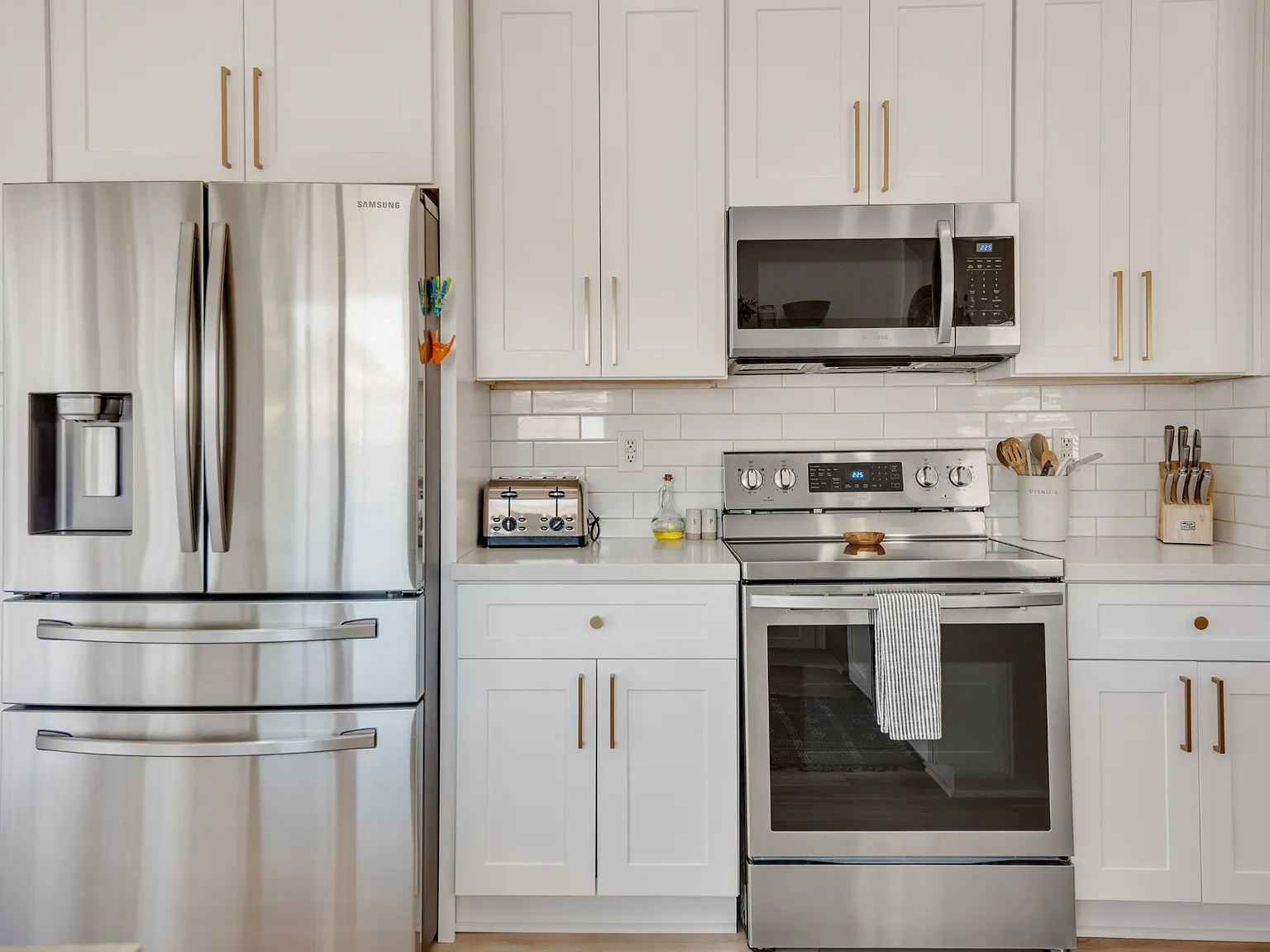 3 bed, 1407 sqft, $2,500 — Photo 1