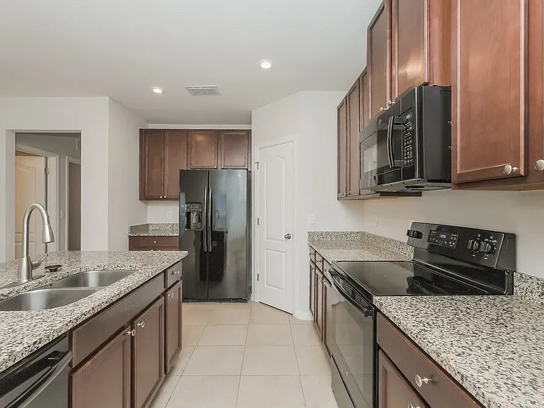 10423 Hawks Landing Dr — Photo 8