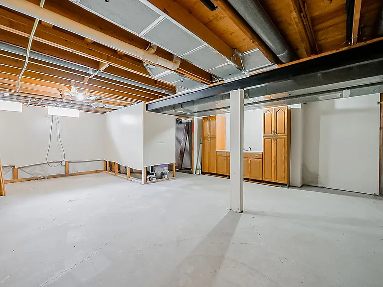 19513 Pollyanna Dr — Photo 50
