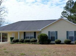 17001 Bayside Dr, Northport, AL 35475