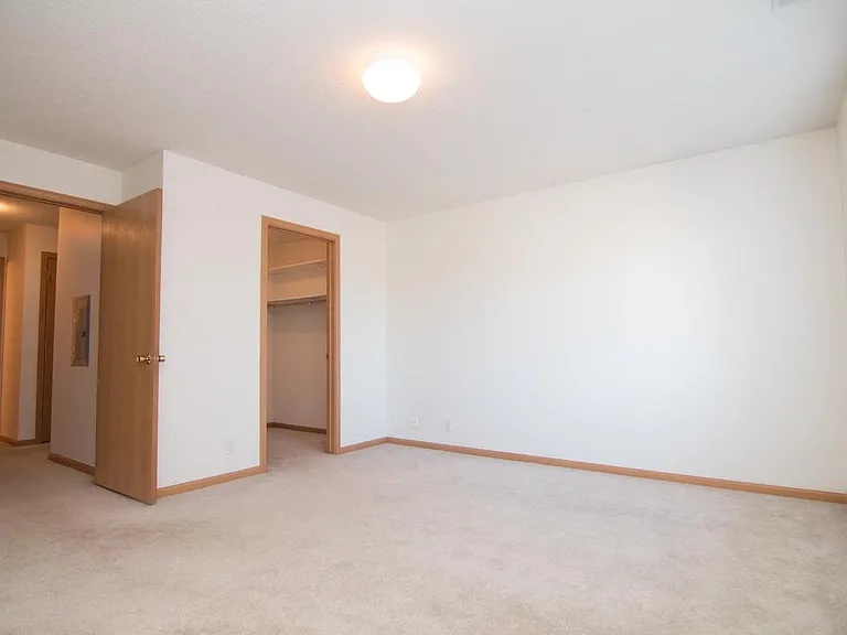 Northbrook Apartments — Photo 97