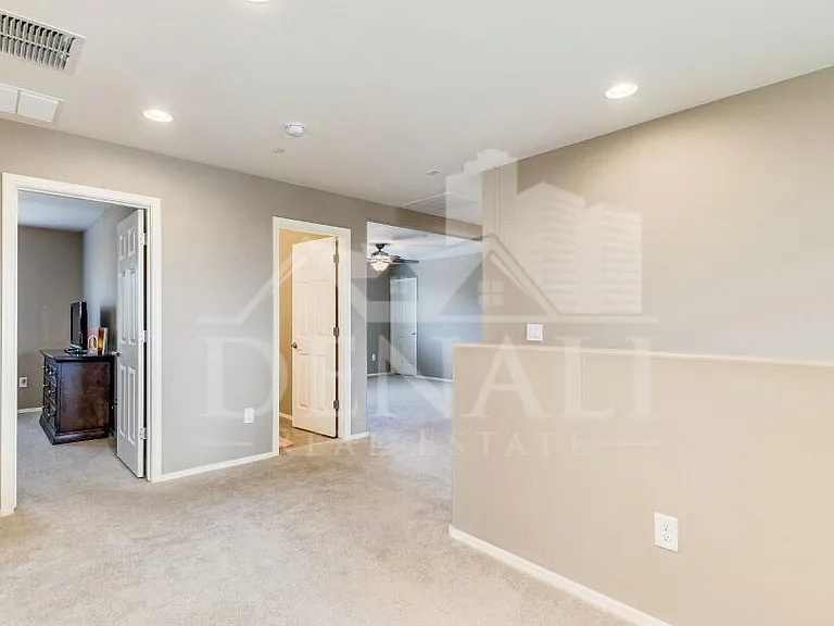 836 W Calle Ocarina — Photo 10