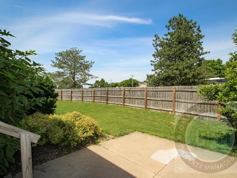 6323 N 108th Avenue Cir — Photo 25