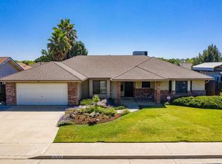 2475 Fairmont Dr, Hanford, CA 93230