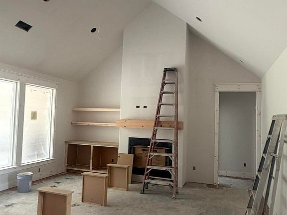 3rd image of 226 Cason Hill Blvd