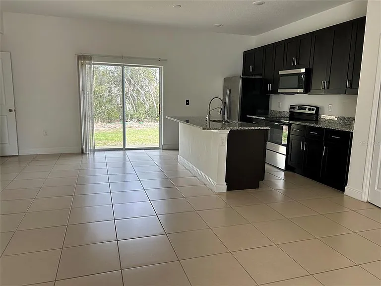 550 Marion Oaks Blvd — Photo 3
