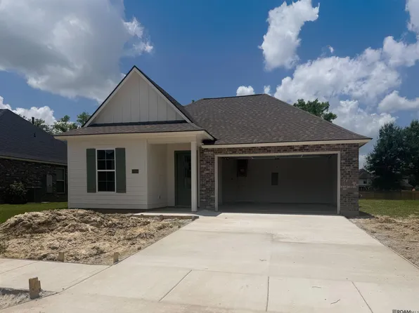 12089 Clare Ct, Geismar, LA 70734
