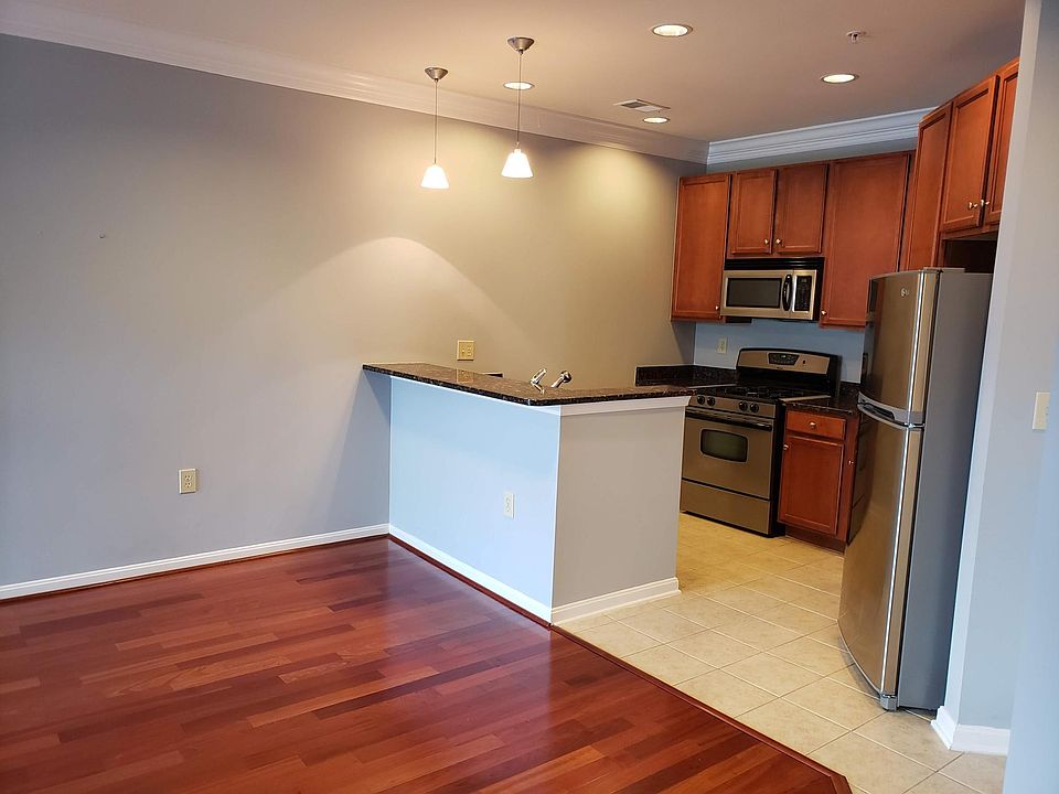 1st image of 2665 Prosperity Ave APT 331