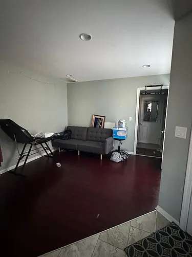 30 Whitman Dr Photo 1