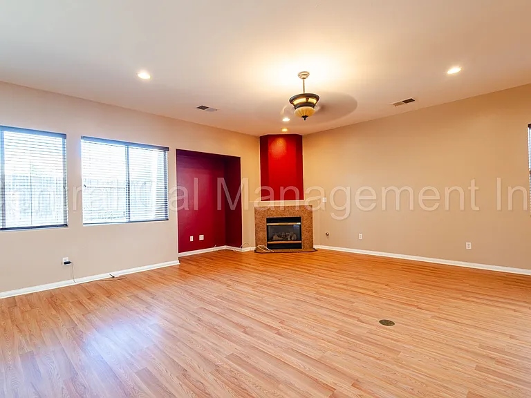 10713 Alexander Falls Ave — Photo 8