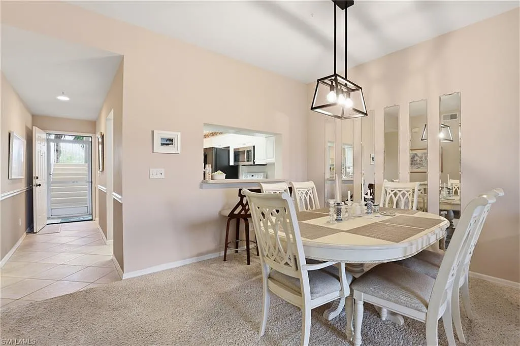 2 bed, 2.0 bath, 1042 sqft, $2,100 — Photo 4