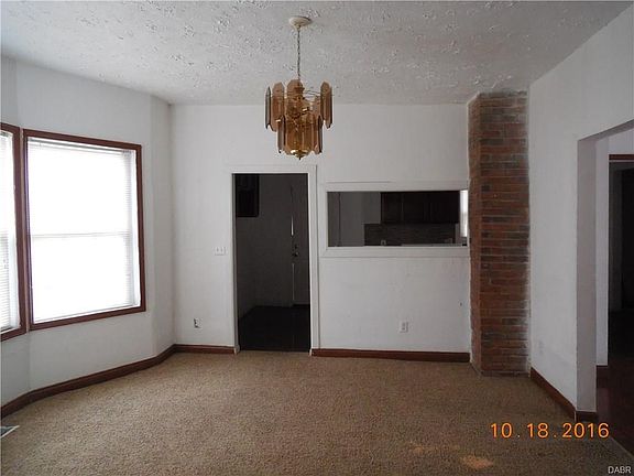 5th image of 28 Gordon Ave