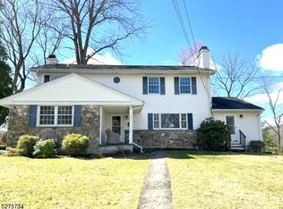 17 Valley View Rd, Washington, NJ 07882