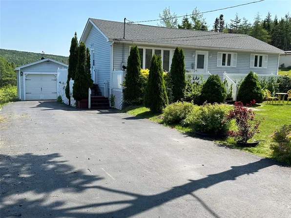 32 Main Road, New Chelsea, NL A0B2N0