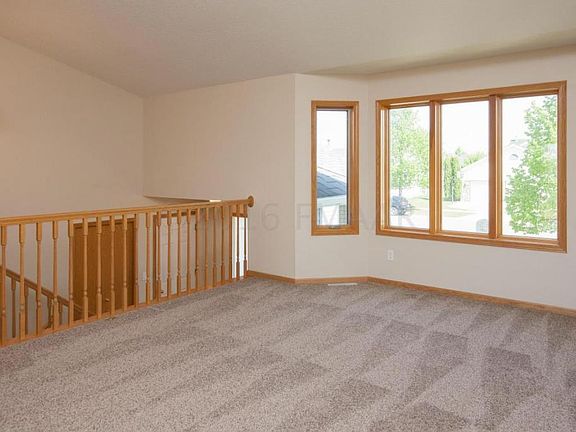 2nd image of 767 15th Ave E