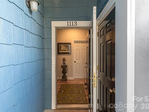 2nd image of 1113 Torrence Cir