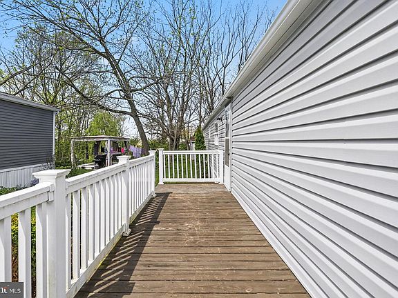 5th image of 326 Don Dr