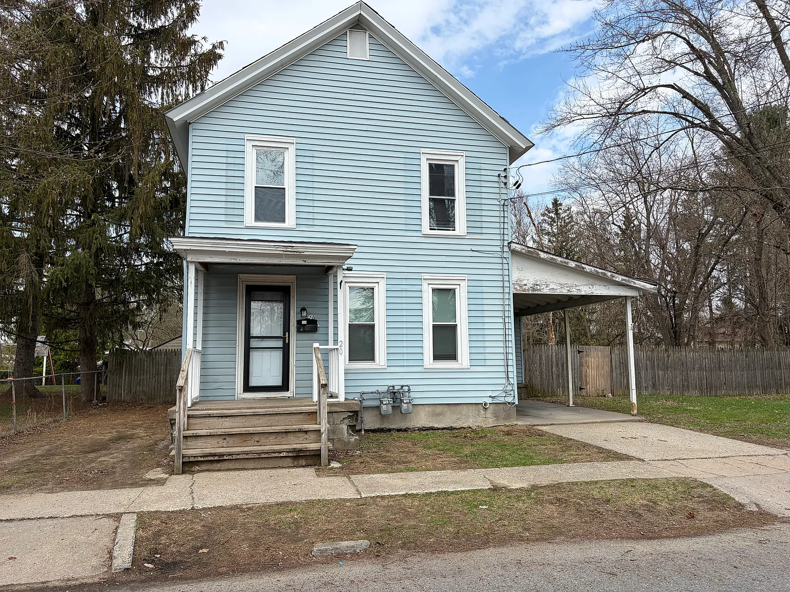 2 bed, 937 sqft, $1,550 — Photo 1
