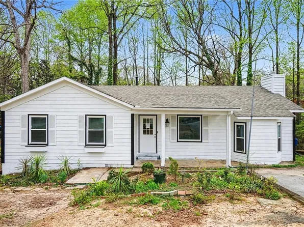 400 Hemlock Dr, Lawrenceville, GA 30046