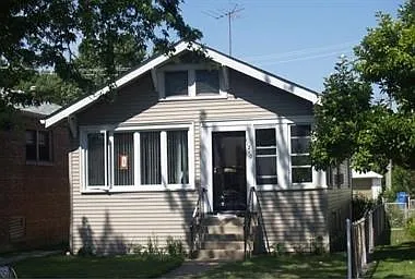 11210 S Kedzie Ave photo 1