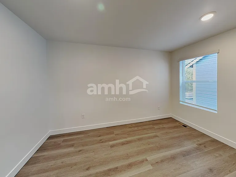 8537 49th Pl NE — Photo 13