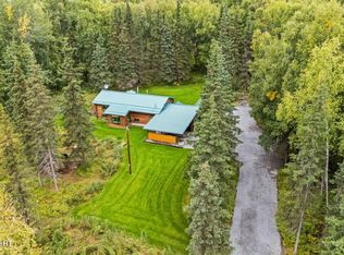 21624 Sean St, Chugiak, AK 99567