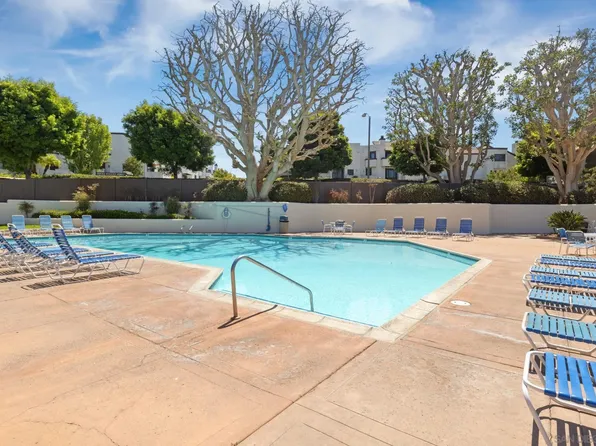 2287 Caminito Pasada Unit 101, San Diego, CA 92107