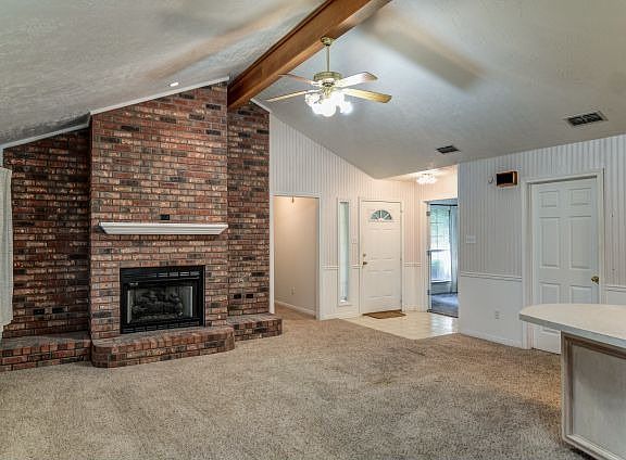 gas burning fireplace 