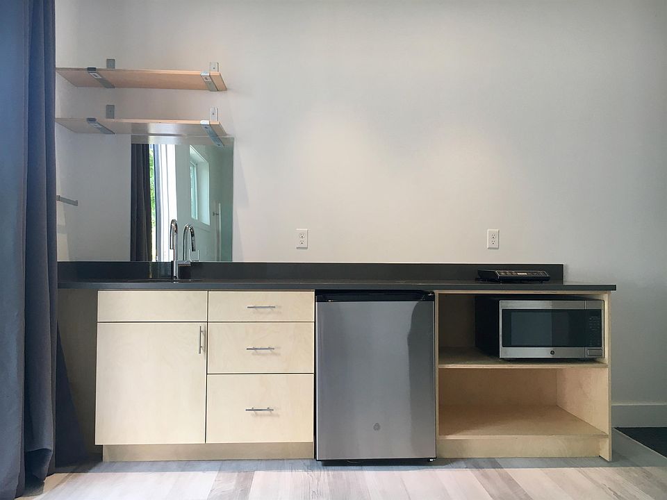 Kitchenette Layout