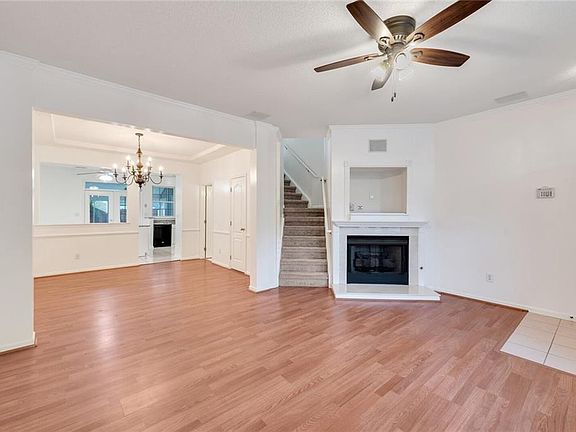 2nd image of 736 Windbrook Circle