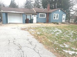 40 S Wabash Ave, Glenwood, IL