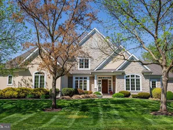 801 Greenside Dr, Lititz, PA 17543