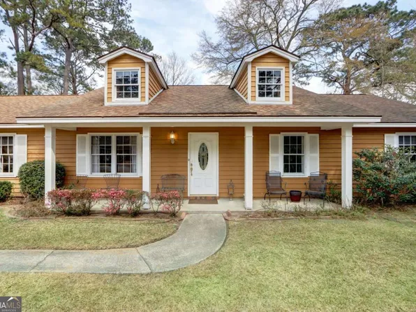 210 Maria Rd, Savannah, GA 31410