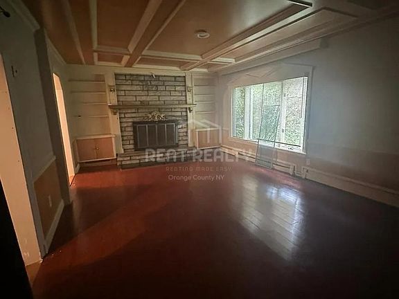 2nd image of 15 Hall Line Dr